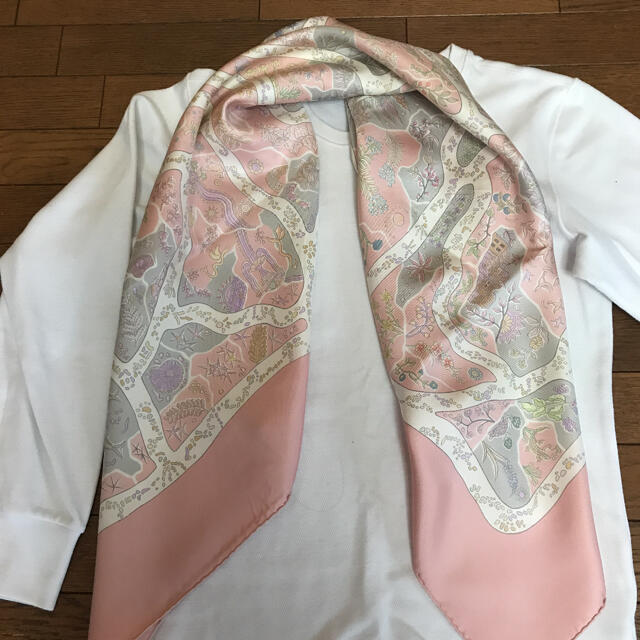 最新情報 エルメス スカーフ カレ ピンク系 バンダナ スカーフ Esehotel Lt 最新情報 エルメス スカーフ カレ ピンク系 バンダナ スカーフ Esehotel Lt