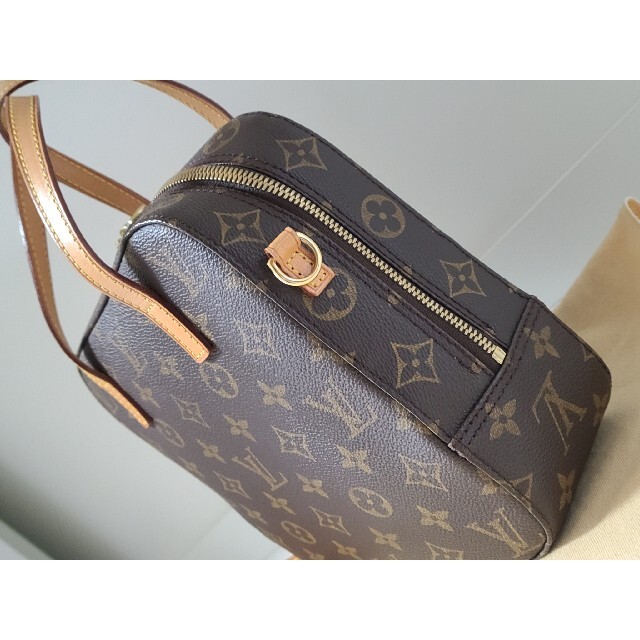 LOUIS VUITTON(ルイヴィトン)のルイヴィトン　スポンティーニ レディースのバッグ(ショルダーバッグ)の商品写真