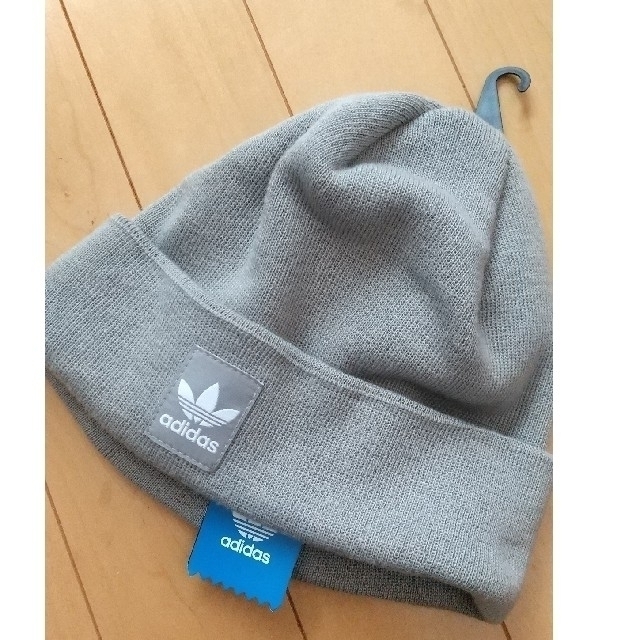 adidas(アディダス)のアディダス  ビーニー帽   ニット帽 メンズの帽子(ニット帽/ビーニー)の商品写真