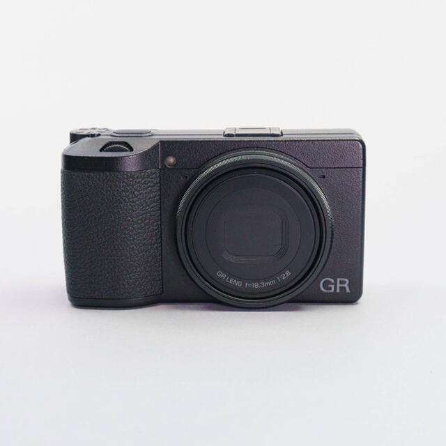 RICOH GR III