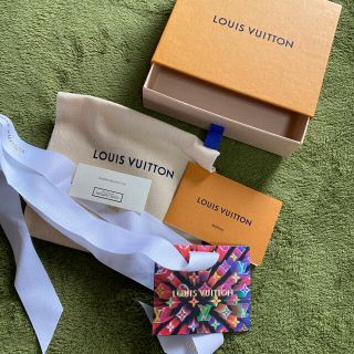 ルイヴィトン(LOUIS VUITTON)のヴィトンの箱(ショップ袋)