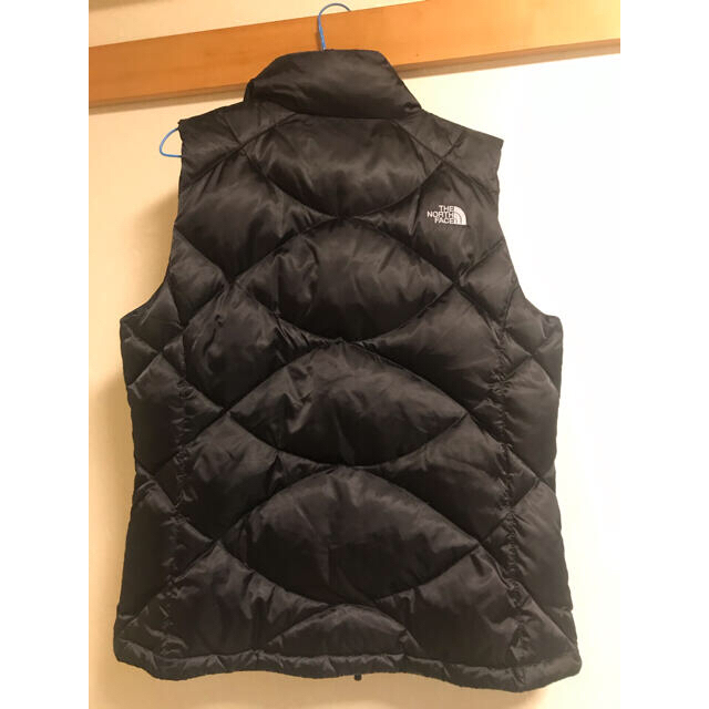 THE NORTH FACE(ザノースフェイス)のNorthface ダウンベスト（レディースＬ） レディースのジャケット/アウター(ダウンベスト)の商品写真