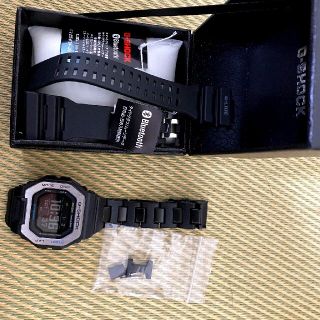 ジーショック(G-SHOCK)のgbx-100-1jf 　gshock　メタルバンド仕様(腕時計(デジタル))