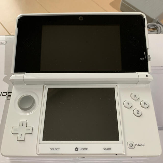 Nintendo 3DS  本体ピュアホワイトエンタメホビー