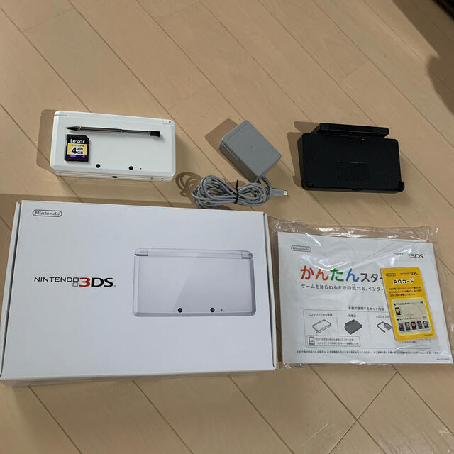 Nintendo 3DS 本体ピュアホワイトの通販 by tk0221's shop|ラクマ