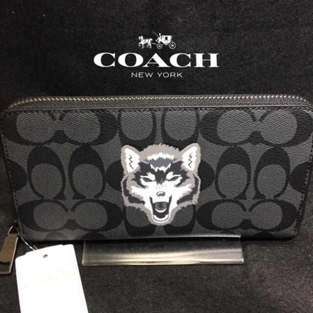 プレゼントにも❤️新品コーチ ウルフ ラウンドファスナー長財布