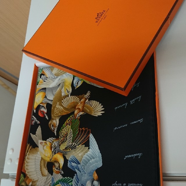 HERMES エルメス スカーフ 箱付き 美品