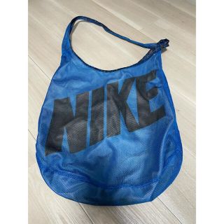 ナイキ(NIKE)のNIKE ショルダーバッグ　ナイロンバッグ(ショルダーバッグ)