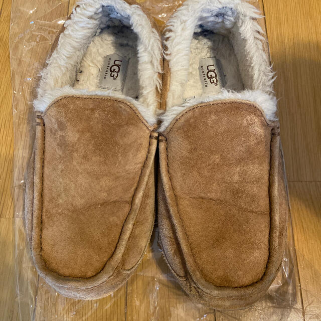 UGG(アグ)のアグ メンズの靴/シューズ(スリッポン/モカシン)の商品写真