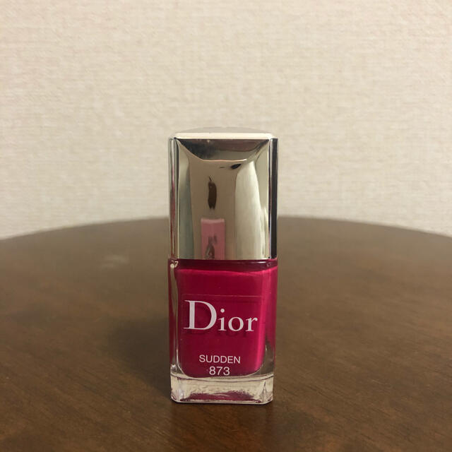 Dior(ディオール)のディオール ヴェルニ 873 SUDDEN コスメ/美容のネイル(マニキュア)の商品写真