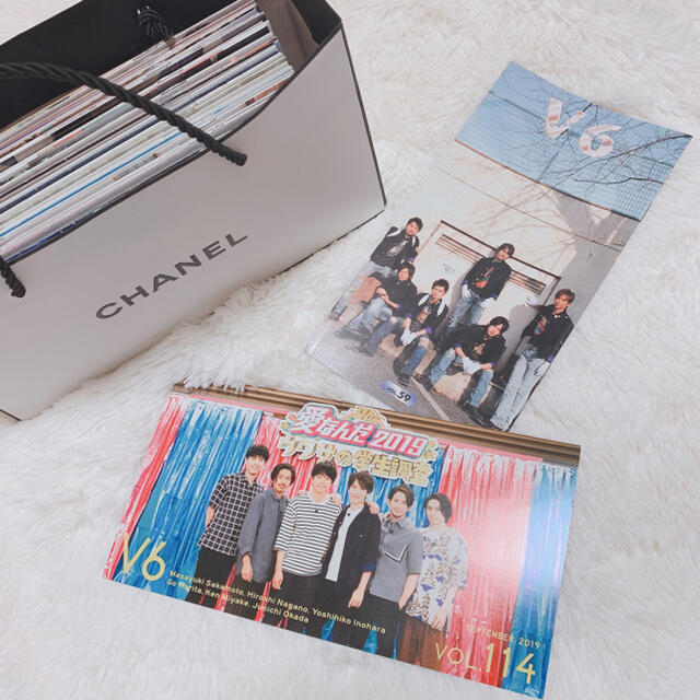 V6(ブイシックス)のV6 会報 56冊 エンタメ/ホビーのタレントグッズ(アイドルグッズ)の商品写真