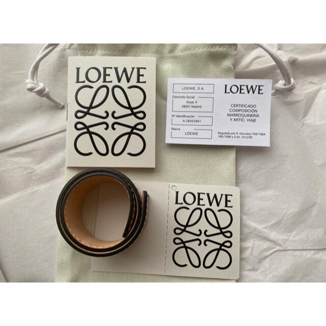 LOEWE(ロエベ)の<LOEWE >スモールスラップレザーブレスレット⭐︎送料込み レディースのアクセサリー(ブレスレット/バングル)の商品写真