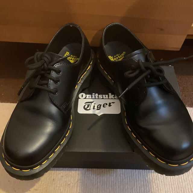 【UK3】Dr. Martens  3ホール ドクターマーチン本革