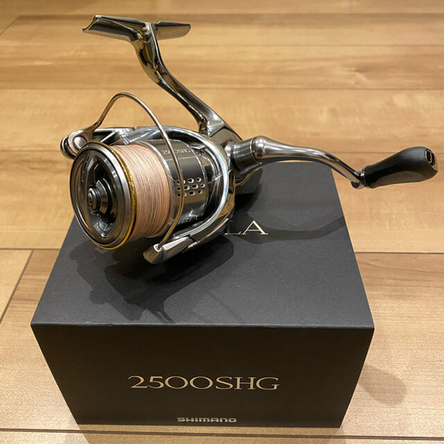 配送員設置 SHIMANO 【美品】SHIMANOステラ2500SHGハイギア - リール