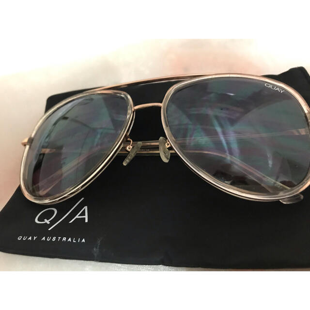 Quay Eyeware Australia(クエイアイウェアオーストラリア)のQUAYサングラス🕶 レディースのファッション小物(サングラス/メガネ)の商品写真