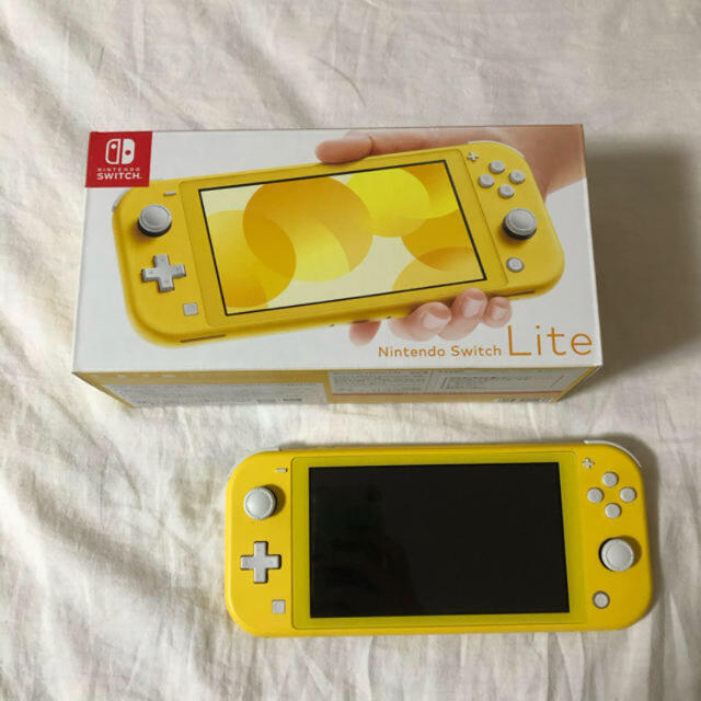 任天堂 スイッチライト「Nintendo Switch Lite イエロー」