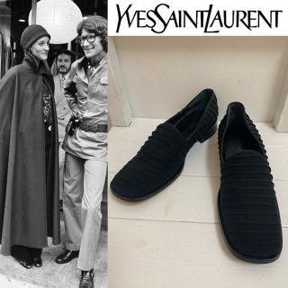 サンローラン(Saint Laurent)のYVES SAINT LAURENT イタリア製 プリーツデザインドレスシューズ(スリッポン/モカシン)