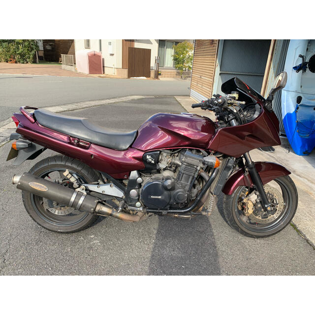 カワサキ(カワサキ)のgpz1100 実働すぐ乗れる！車検R4.7月　ワインレッドカラー　姫路発 自動車/バイクのバイク(車体)の商品写真