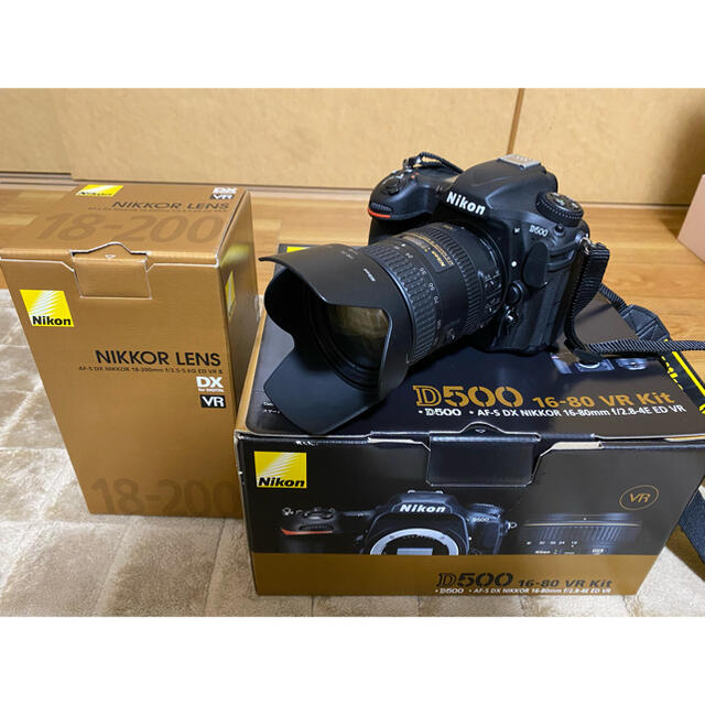 【新品級】Nikon D500 ショット数1400台 高倍率ズームレンズ付き