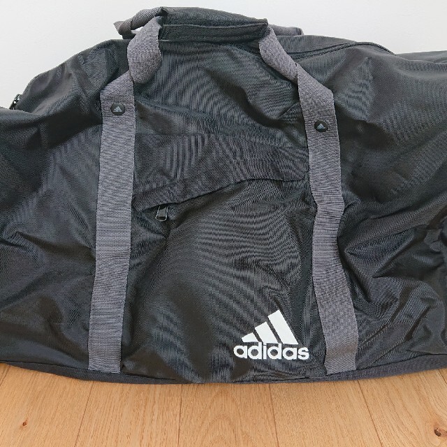 adidas(アディダス)の～28日最終価格【ほぼ未使用】アディダス ボストンバック メンズのバッグ(ボストンバッグ)の商品写真