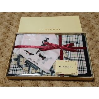 バーバリー(BURBERRY)の《未使用》BURBERRY ハンカチ２枚セット(ハンカチ)