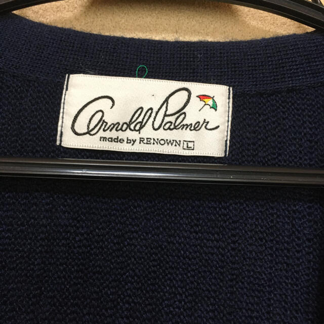 Arnold Palmer(アーノルドパーマー)のアーノルドパーマー❤️ウールアクリルカーデ   傘マーク　ロゴ　M前後　紺 レディースのトップス(カーディガン)の商品写真