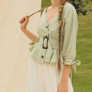 エイミーイストワール(eimy istoire)の新品 eimy リボンカフスウエストベルトブラウス 春服(シャツ/ブラウス(長袖/七分))