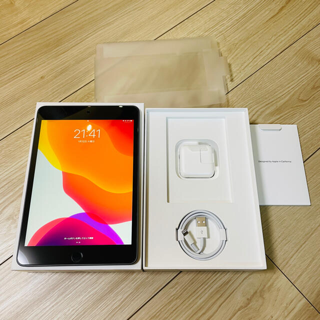 タブレット極美品 使用3週間弱 即納 iPad mini 5 64GB SpceGray