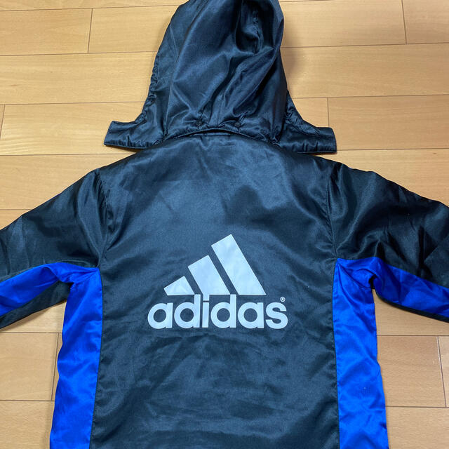 adidas(アディダス)のadidas ベンチコート　140cm キッズ/ベビー/マタニティのキッズ服男の子用(90cm~)(コート)の商品写真