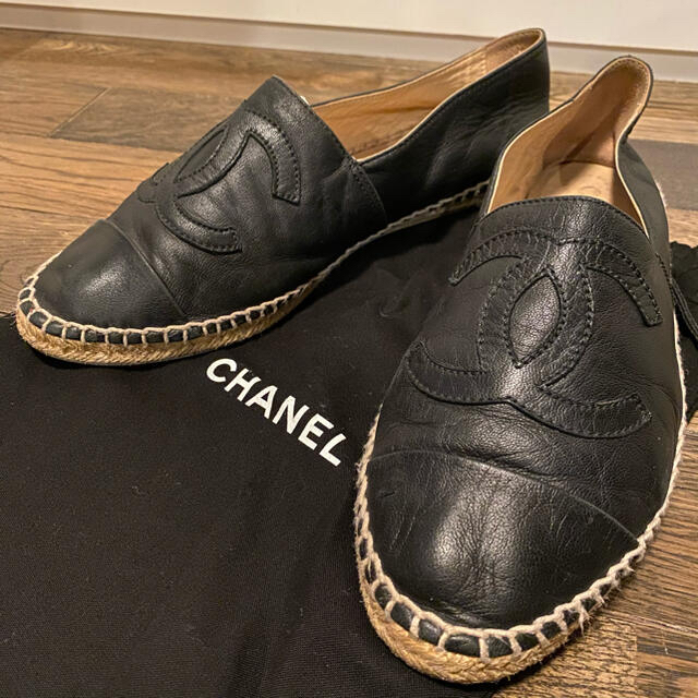 CHANEL(シャネル)のCHANEL ココマーク レザー エスパドリーユ 40 ブラック レディースの靴/シューズ(スリッポン/モカシン)の商品写真