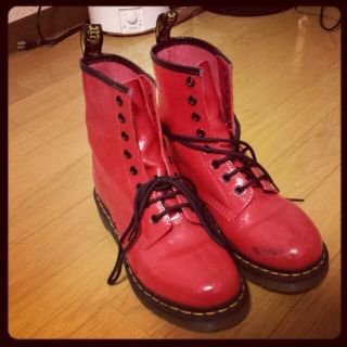 ドクターマーチン(Dr.Martens)のDr.Martens　お花の刺繍入り(ブーツ)