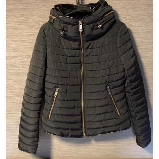 ZARA(ザラ)のJASMINE様専用　ダウン風コート　ZARA 〈M〉 レディースのジャケット/アウター(ダウンコート)の商品写真