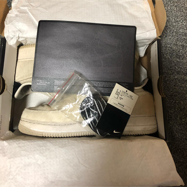 NIKE(ナイキ)の【極美中古】AIR FORCE 1 LOW PREMIUM x MEDICOM メンズの靴/シューズ(スニーカー)の商品写真