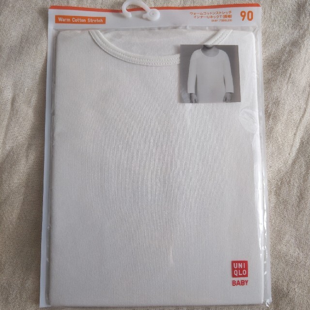 UNIQLO(ユニクロ)のウォームコットンストレッチ Tシャツ インナー キッズ/ベビー/マタニティのキッズ服男の子用(90cm~)(下着)の商品写真