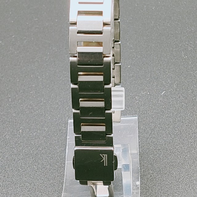 SEIKO(セイコー)のセイコールキア ラッキーパスポート ソーラー電波 SSQV028 チタン レディースのファッション小物(腕時計)の商品写真
