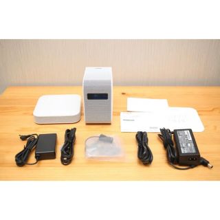 ソニー(SONY)のSONY LSPX-P1　超短焦点プロジェクター　中古・美品(プロジェクター)