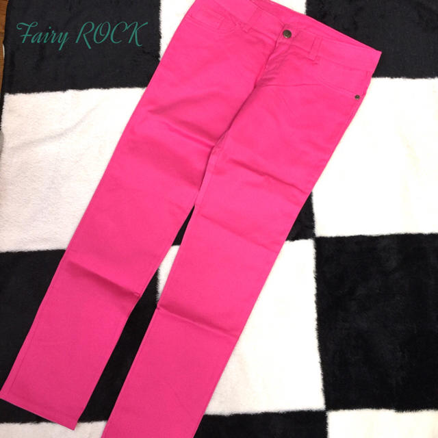 FUNKY FRUIT(ファンキーフルーツ)のカラーパンツ＊ピンク レディースのパンツ(カジュアルパンツ)の商品写真