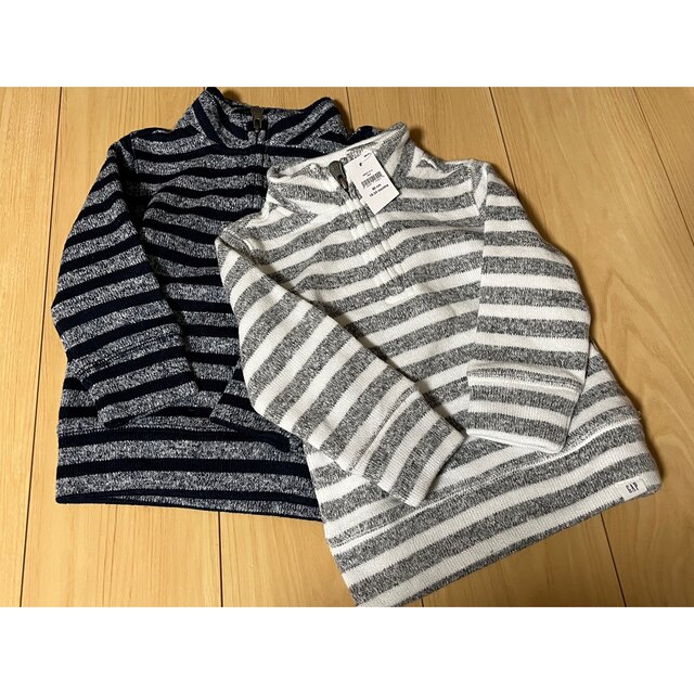 GAP(ギャップ)のgap トップス　2枚セット　ニット　ボーダー　18-24m　90 95  キッズ/ベビー/マタニティのキッズ服男の子用(90cm~)(ニット)の商品写真