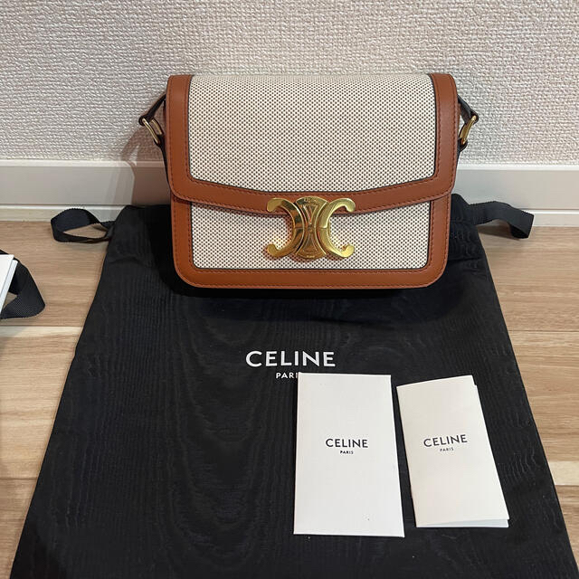 celine週末限定値下げ　新品未使用　CELINEティーン トリオンフバッグ