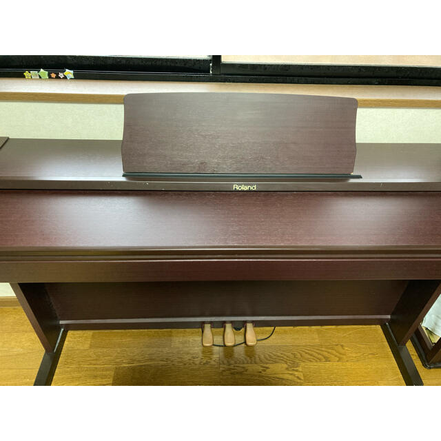 Roland(ローランド)のローランド　08年製　電子ピアノ　椅子付き 楽器の鍵盤楽器(電子ピアノ)の商品写真