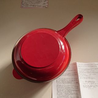 ルクルーゼ(LE CREUSET)のル・クルーゼ、マルチファンクション、レッド、22センチ❣️新品未使用(鍋/フライパン)