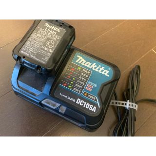 マキタ(Makita)のマキタバッテリーDC1015(バッテリー/充電器)