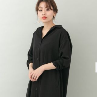 アーバンリサーチ(URBAN RESEARCH)の美品　Sonny Label シャツワンピース　ブラック(ロングワンピース/マキシワンピース)