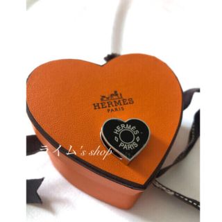 エルメス(Hermes)の【新品未使用】HERMESミニクー ツイリー リング ハート ブラック 黒(その他)