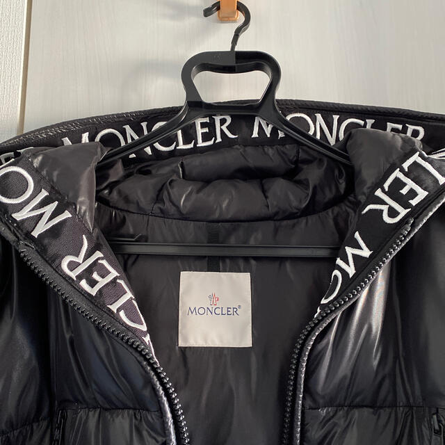 MONCLER(モンクレール)のRさん専用］ダウンジャケット(モンクレール) メンズのジャケット/アウター(ダウンジャケット)の商品写真