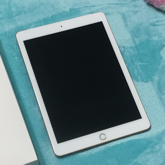 iPad 6th★32GB★docomo