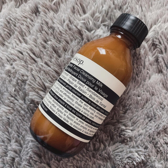 Aesop(イソップ)のAesop ジェントル クレンジング ミルク 100ml コスメ/美容のスキンケア/基礎化粧品(クレンジング/メイク落とし)の商品写真