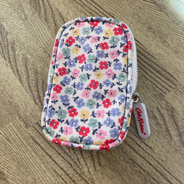 Cath Kidston(キャスキッドソン)のキャスキッドソン　小物ポーチ エンタメ/ホビーのコレクション(その他)の商品写真