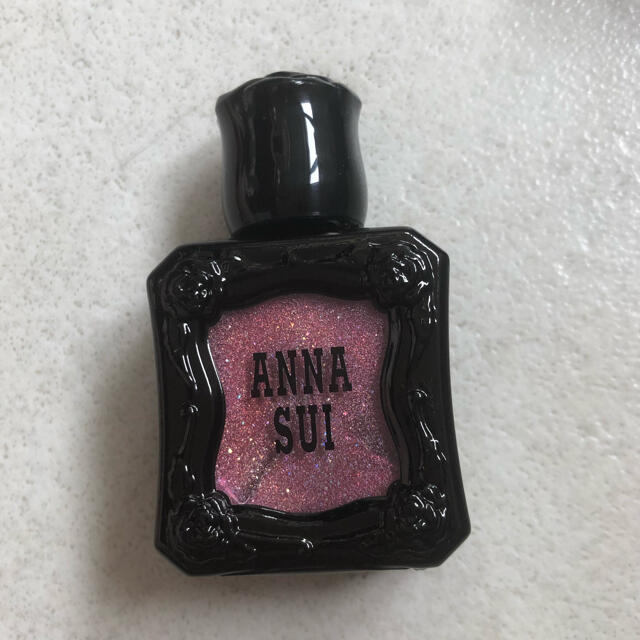 ANNA SUI(アナスイ)のアナスイ　ネイルカラー　321 新品ぬ コスメ/美容のネイル(ネイル用品)の商品写真