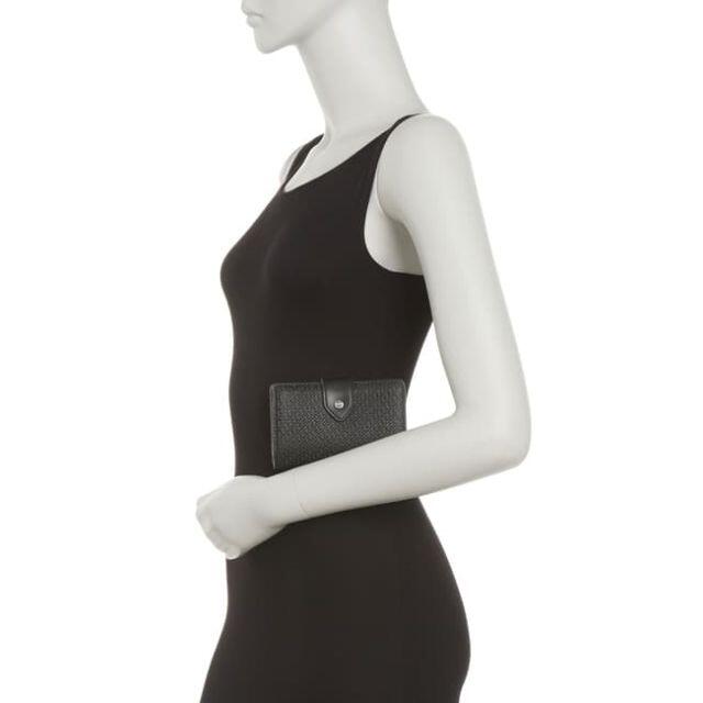 Calvin Klein(カルバンクライン)の★SALE☆【Calvin Klein】CK ロゴ　エンボス折りたたみ財布 レディースのファッション小物(財布)の商品写真